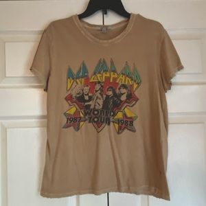 Junk Food Def Leppard distressed hem tee